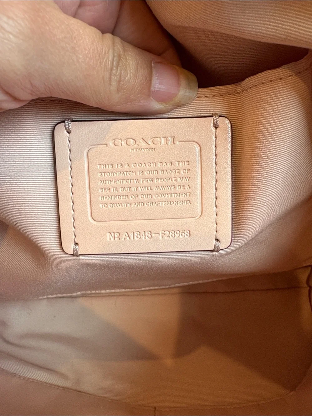 Coach Kelsey Pebbled Leather Light Pink Crossbody Bag F28968